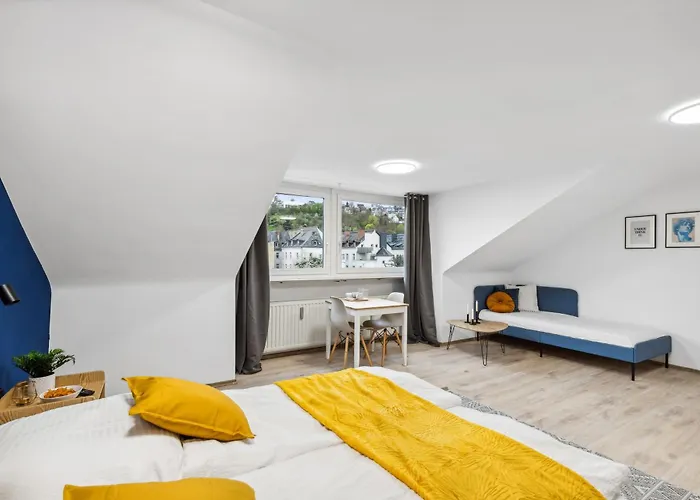 Zentrale, Grosse & Moderne Unterkunft In Koblenz