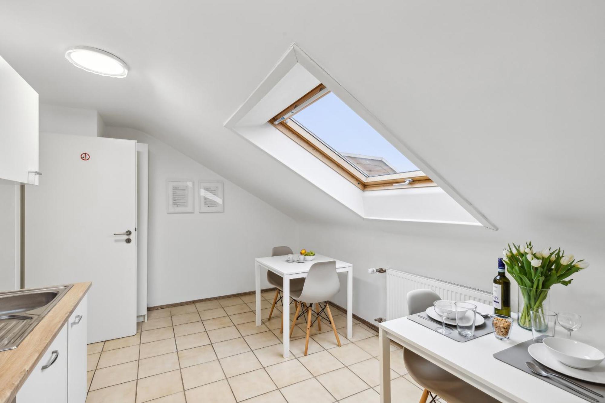 Zentrale, Grosse & Moderne In Koblenz Apartment